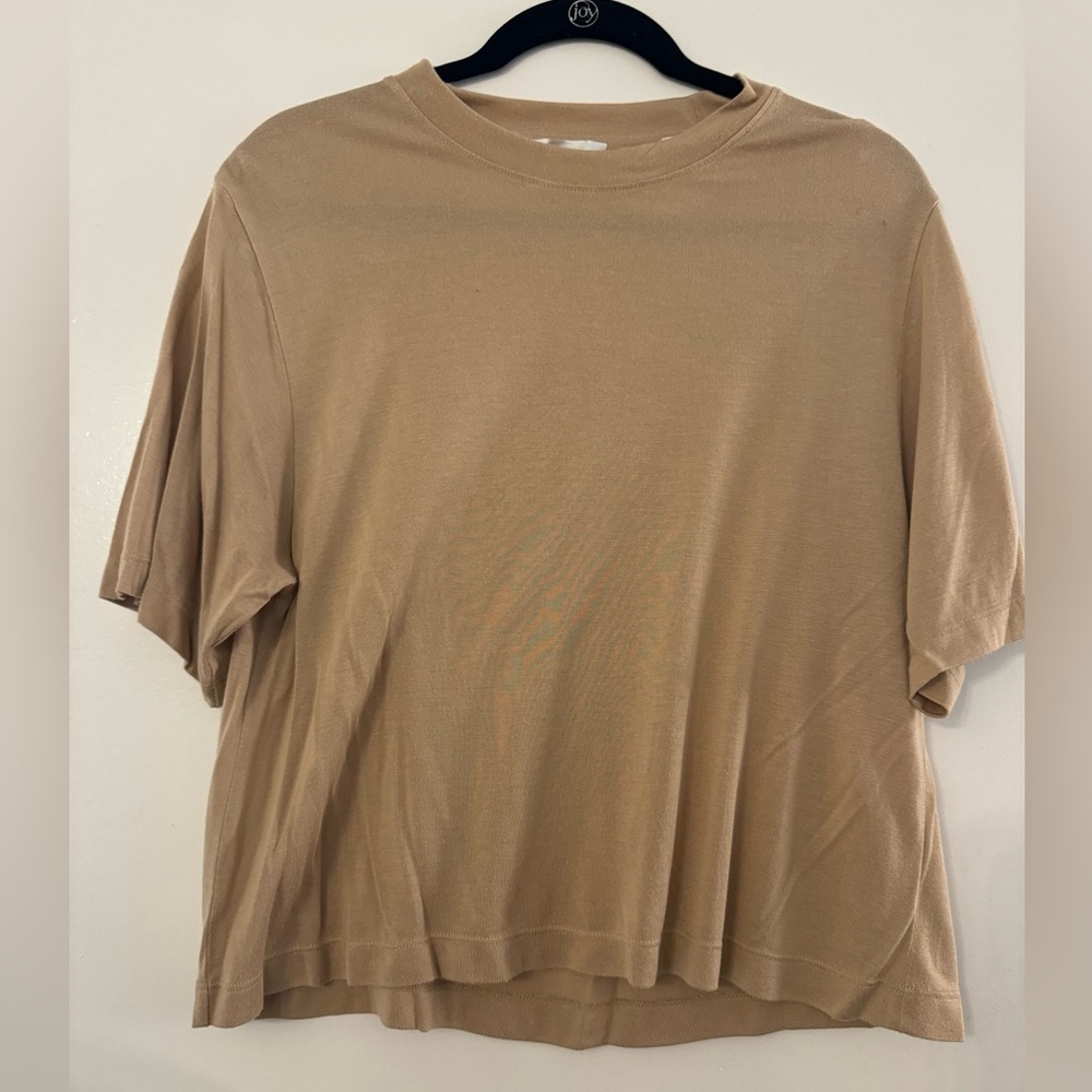 Vince Tan Shirt Size Medium